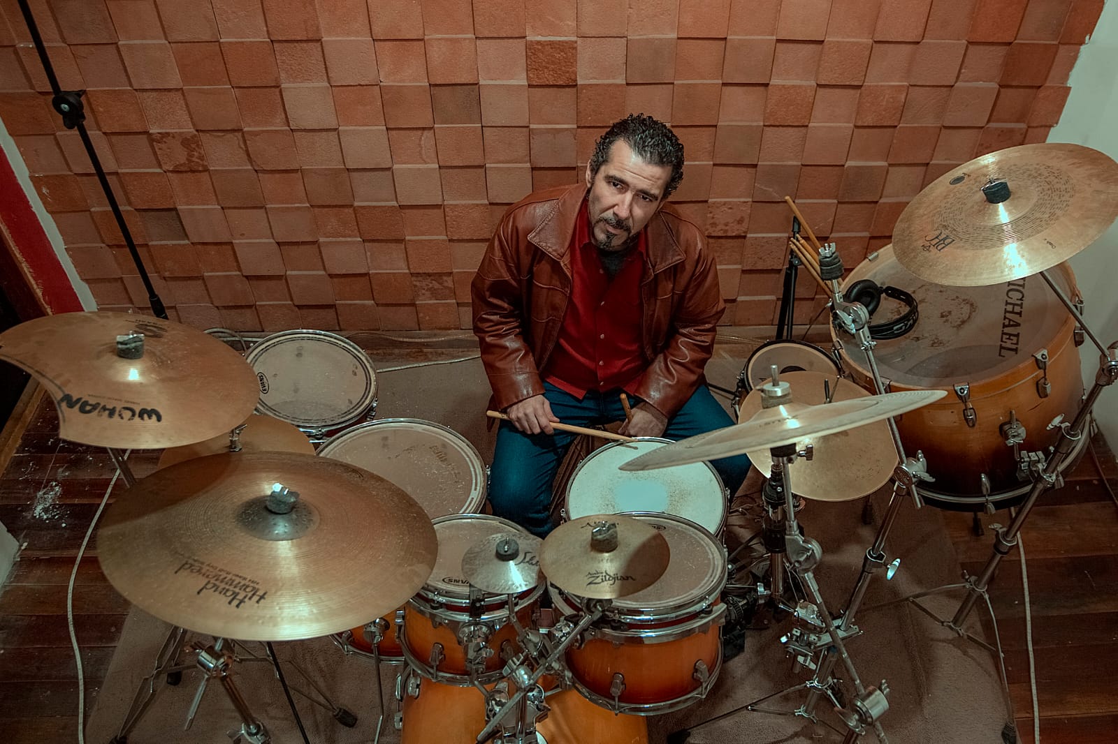 Rhandu Lopez na bateria